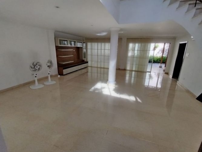 Casa de 3 alcobas en arriendo en Cr.La Castellana, Barranquilla, 280 m² · foto 9 de 24