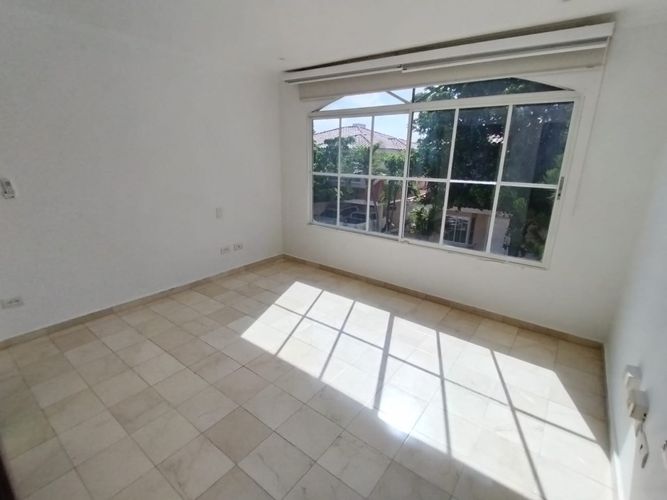 Casa de 3 alcobas en arriendo en Cr.La Castellana, Barranquilla, 280 m² · foto 14 de 24