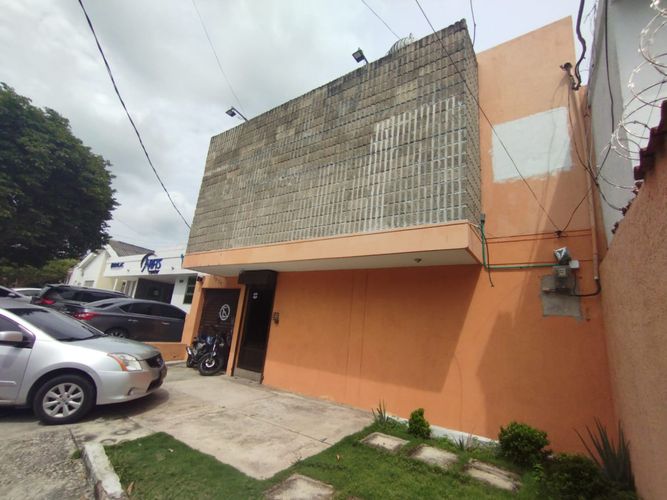 Oficina en arriendo en El Recreo, Barranquilla, 278 m² · foto 2 de 19