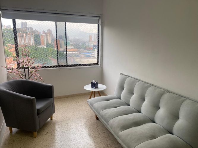 Consultorio en venta en El Poblado, Medellín, 37 m² · foto 9 de 15