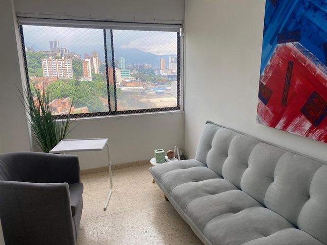 Consultorio en venta en El Poblado, Medellín, 37 m² · foto 14 de 15