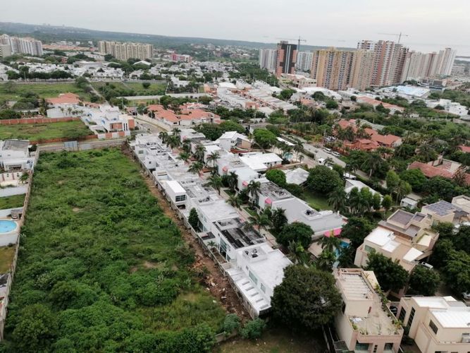 Lote en venta en Villa Campestre, Barranquilla, 5880 m² · foto 2 de 2