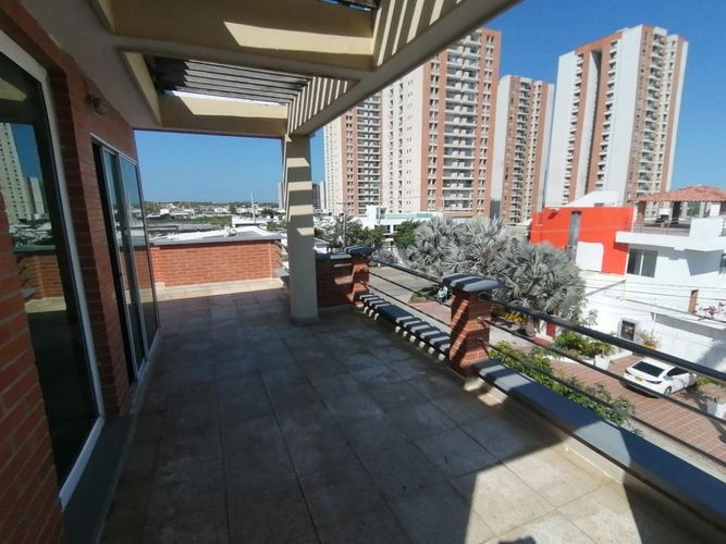 Apartamento de 3 alcobas en venta en Villa Campestre, Barranquilla, 350 m² · foto 19 de 21