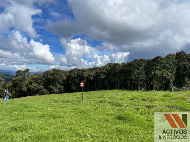 Lote en venta en Las Palmas, Envigado, 1264 m² · foto 3 de 3