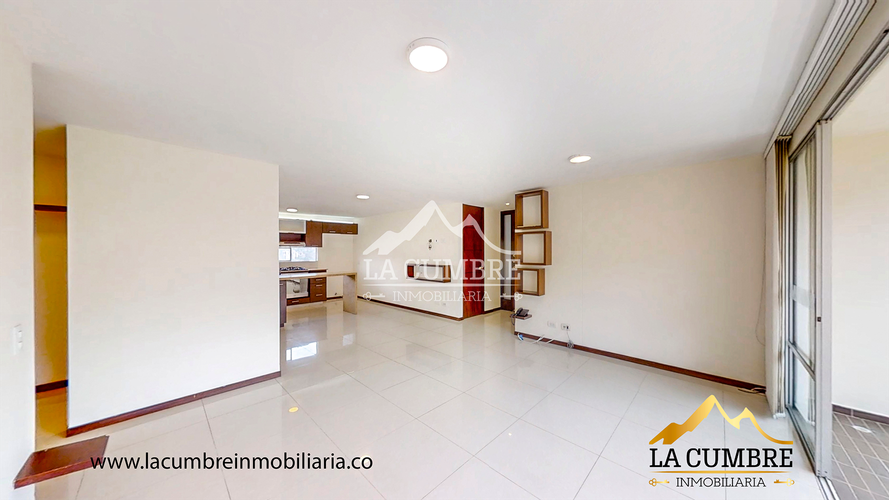 Apartamento de 3 alcobas en arriendo en Los Balsos, Medellín, 130 m² · foto 2 de 16