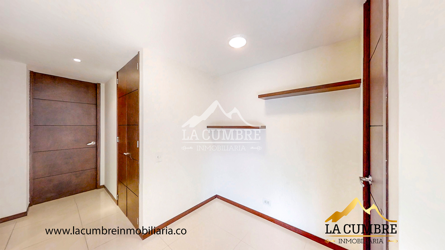 Apartamento de 3 alcobas en arriendo en Los Balsos, Medellín, 130 m² · foto 9 de 16