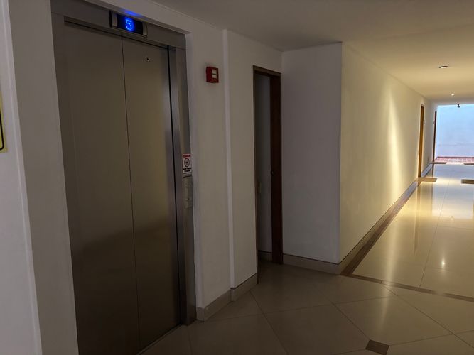 Apartamento de 3 alcobas en venta en Iberia, Bogotá, 90 m² · foto 2 de 24