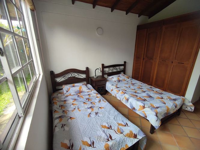 Casa de 5 alcobas en venta en Armenia, 210 m² · foto 6 de 17