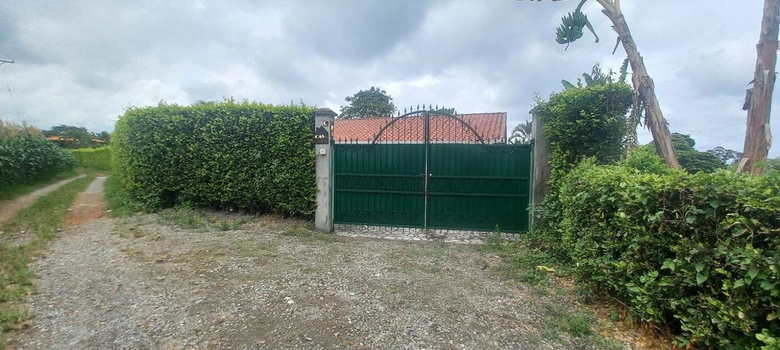Casa de 5 alcobas en venta en Armenia, 210 m² · foto 17 de 17
