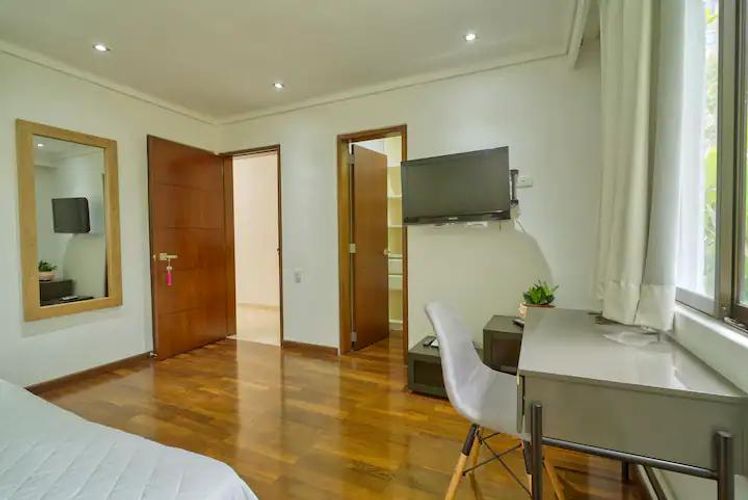 Casa de 3 alcobas en venta en Los Balsos, Medellín, 640 m² · foto 8 de 24