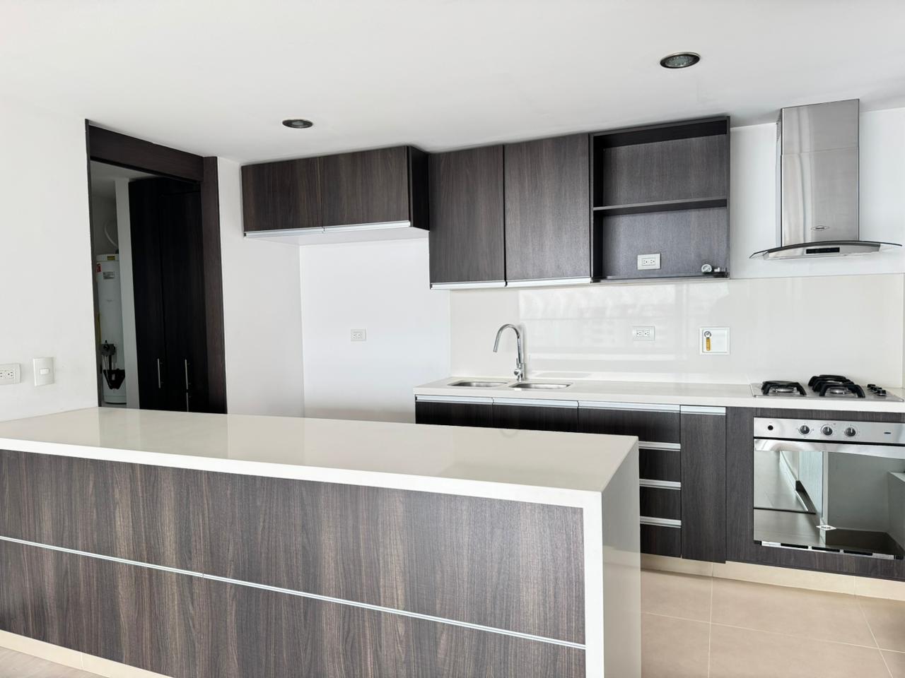 Apartamento en arriendo en La Pradera, Envigado · foto 5 de 19
