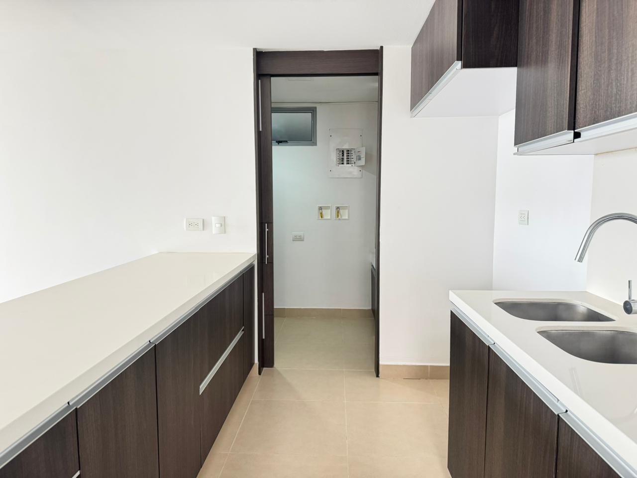 Apartamento en arriendo en La Pradera, Envigado · foto 7 de 19