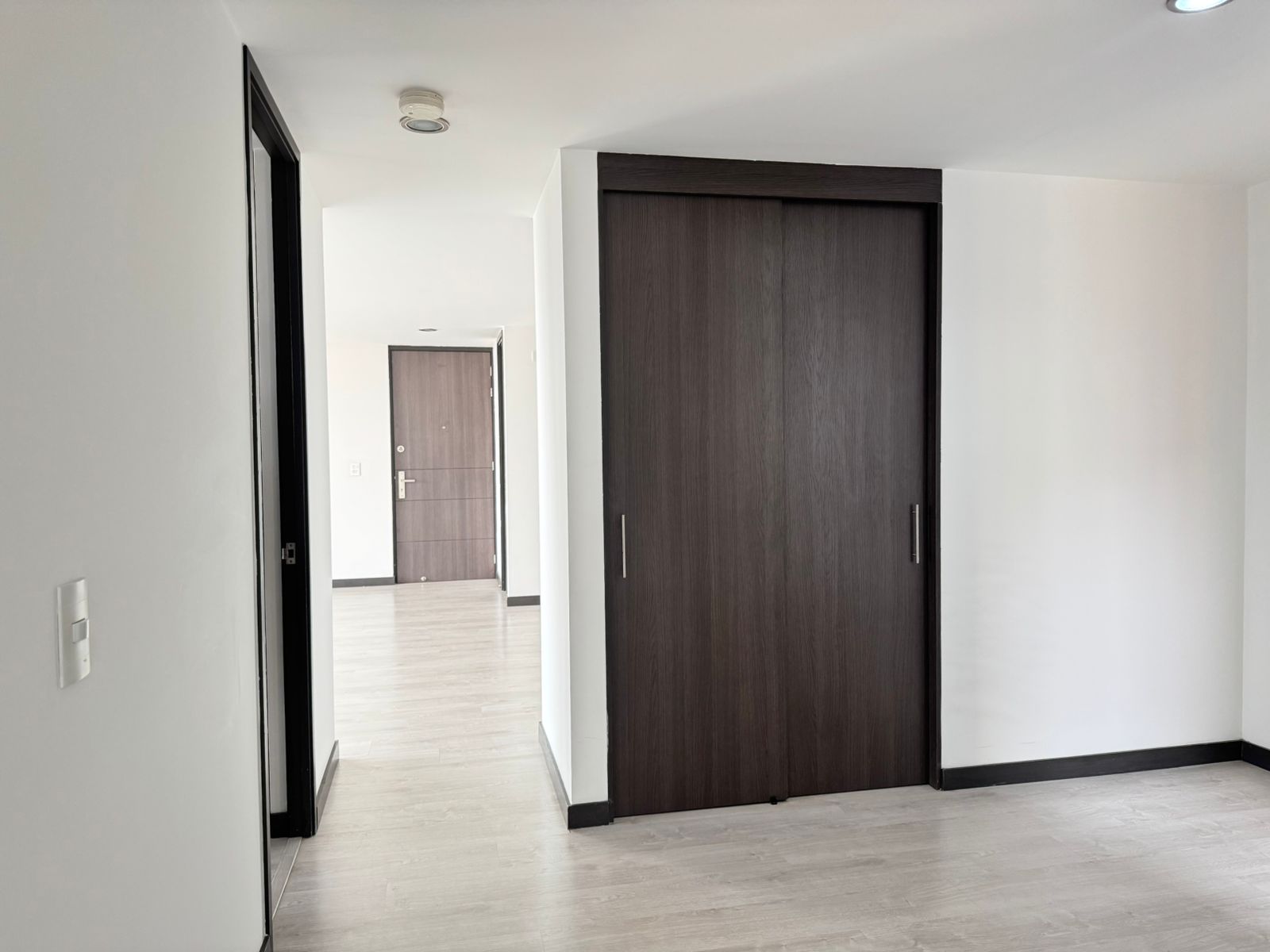 Apartamento en arriendo en La Pradera, Envigado · foto 8 de 19