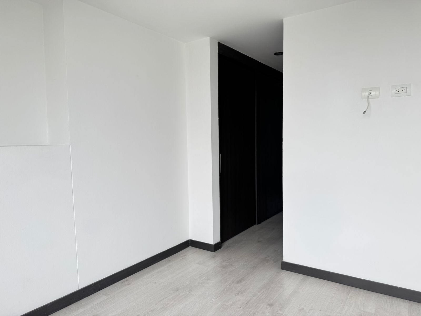 Apartamento en arriendo en La Pradera, Envigado · foto 15 de 19