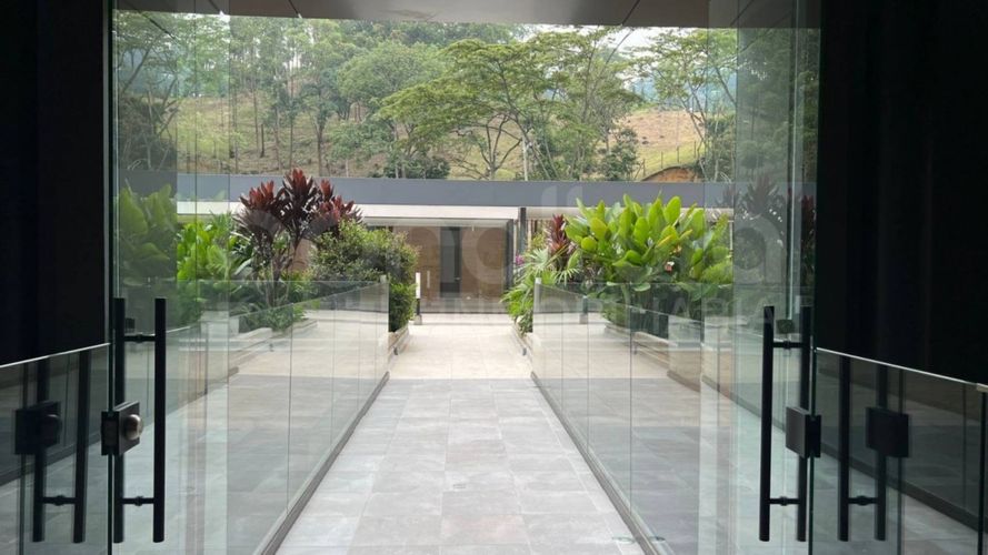 Apartamento de 3 alcobas en venta en Las Palmas, Medellín, 140 m² · foto 13 de 15