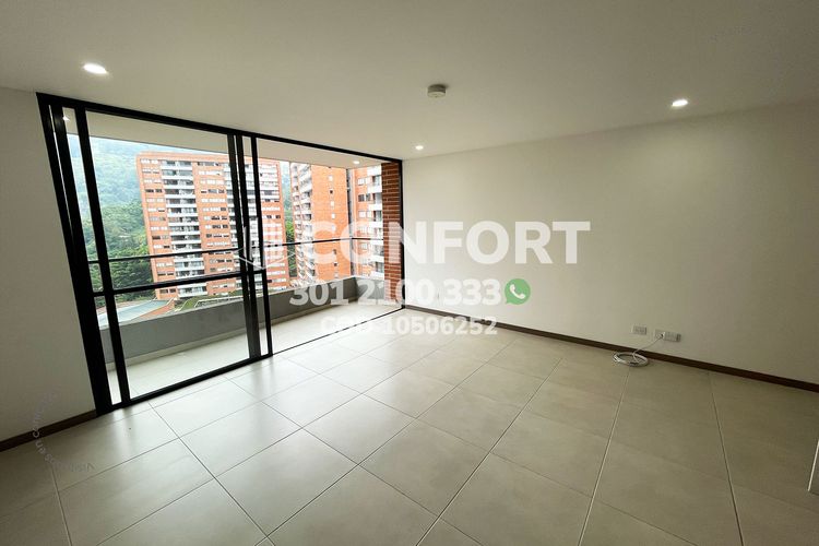 Apartamento de 2 alcobas en arriendo en Loma Del Escobero, Envigado, 78 m² · foto 4 de 24