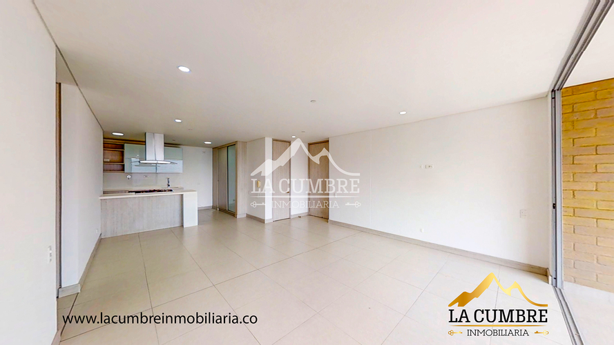 Apartamento de 3 alcobas en arriendo en Castropol, Medellín, 138 m² · foto 3 de 16