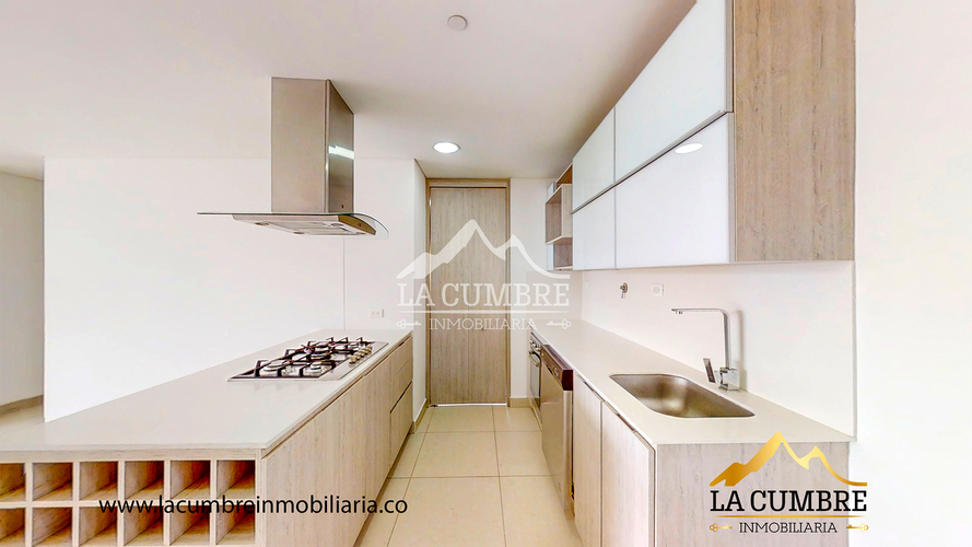 Apartamento de 3 alcobas en arriendo en Castropol, Medellín, 138 m² · foto 8 de 16