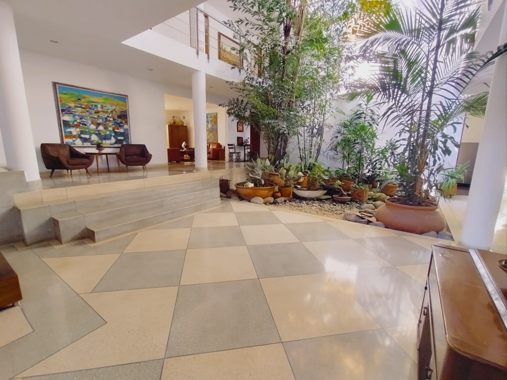 Casa en Arriendo en Santa rita, Cali