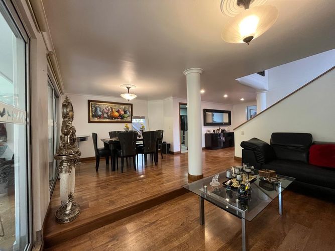 Casa de 4 alcobas en venta en El Poblado, Medellín, 285 m² · foto 3 de 18