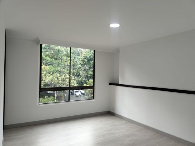 Apartamento de 3 alcobas en arriendo en Patio Bonito, Medellín, 143 m² · foto 11 de 19