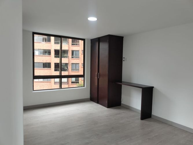 Apartamento de 3 alcobas en arriendo en Patio Bonito, Medellín, 143 m² · foto 12 de 19