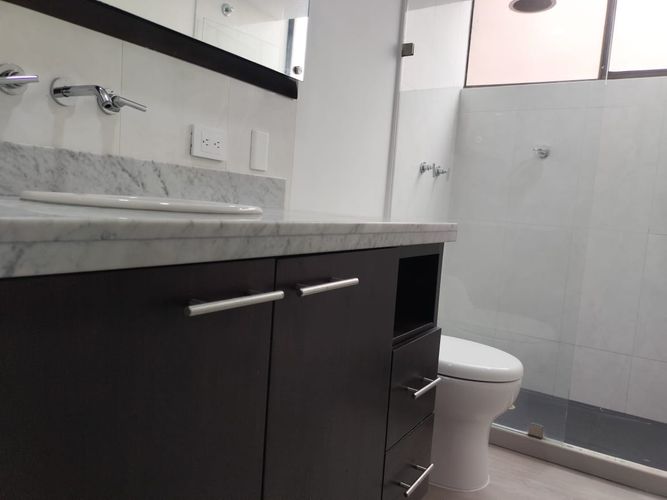 Apartamento de 3 alcobas en arriendo en Patio Bonito, Medellín, 143 m² · foto 18 de 19
