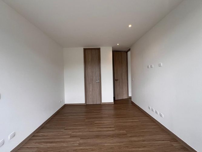 Apartamento de 2 alcobas en arriendo en El Porvenir, Rionegro, 101 m² · foto 7 de 14