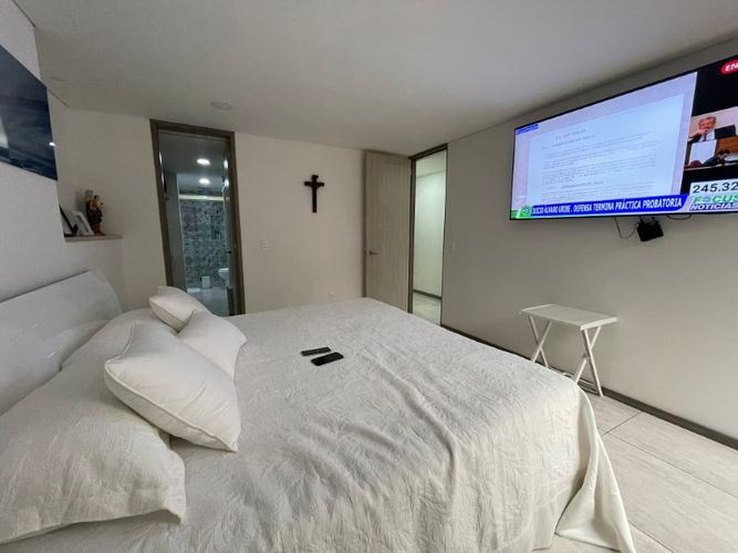 Apartamento de 3 alcobas en venta en Belen La Palma, Medellín, 137 m² · foto 8 de 16