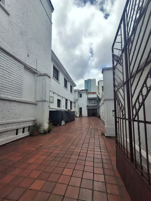 Casa en venta en Teusaquillo, Bogotá · foto 2 de 19