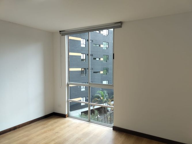 Apartamento de 3 alcobas en arriendo en Loma Del Chocho, Envigado, 127 m² · foto 9 de 16