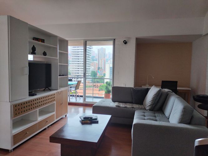 Apartamento de 1 alcoba en arriendo en El Poblado, Medellín, 70 m² · foto 2 de 13