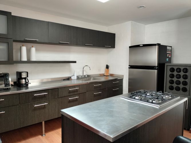 Apartamento de 1 alcoba en arriendo en El Poblado, Medellín, 70 m² · foto 7 de 13