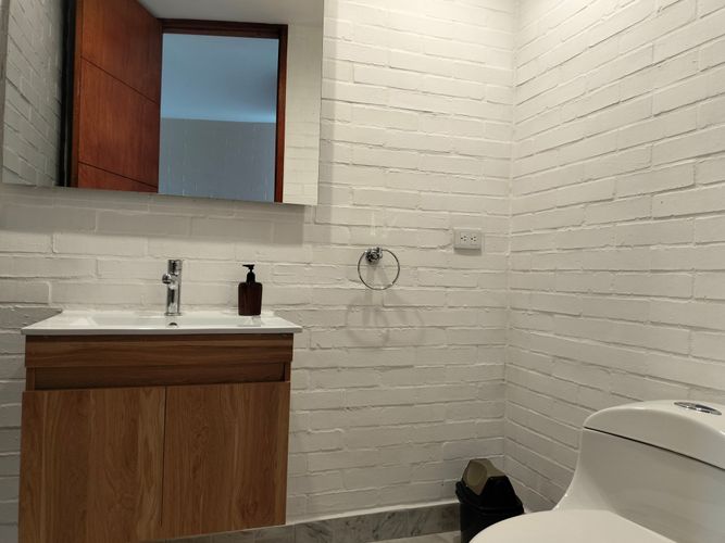 Apartamento de 1 alcoba en arriendo en El Poblado, Medellín, 70 m² · foto 12 de 13