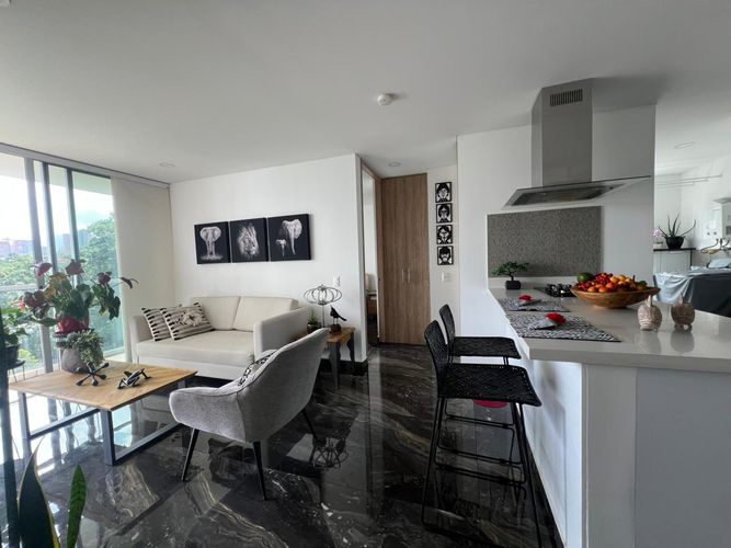 Apartamento en venta en El Poblado, Medellín · foto 3 de 16