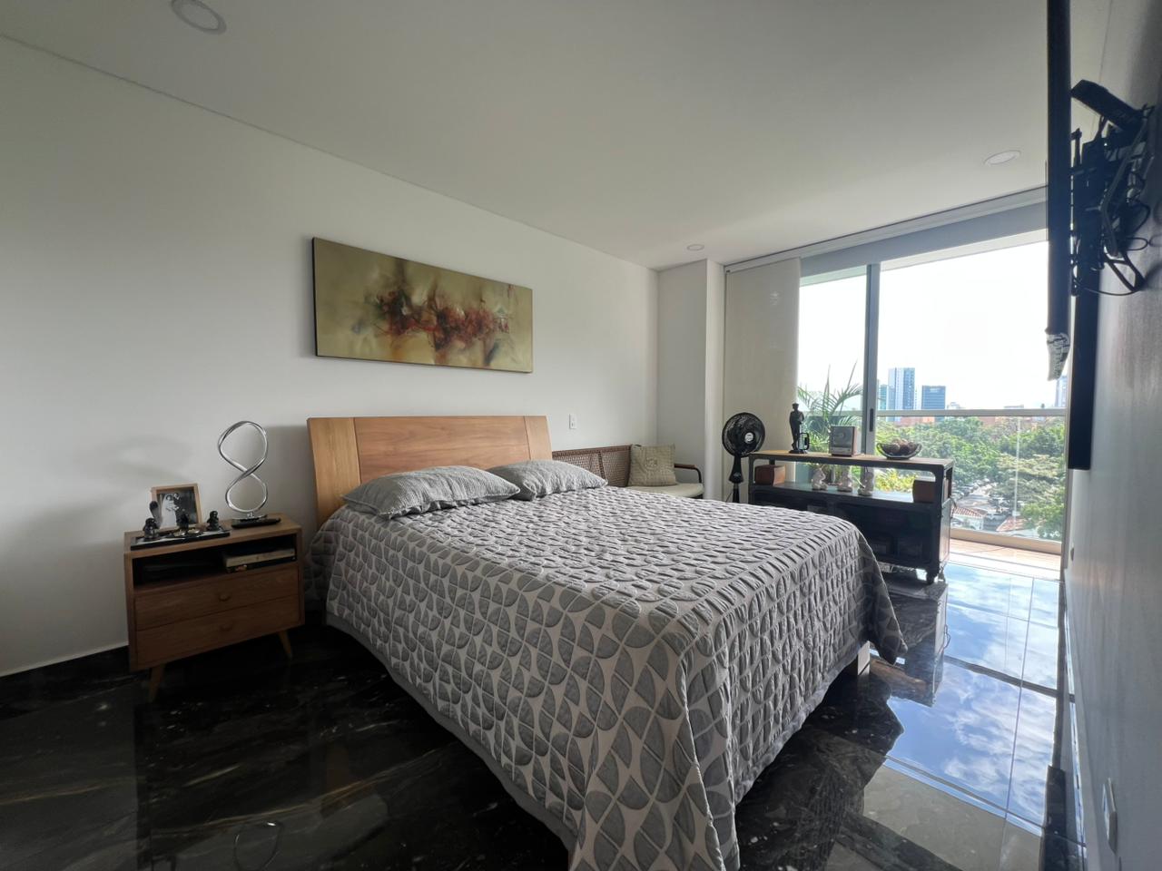 Apartamento en venta en El Poblado, Medellín · foto 10 de 16