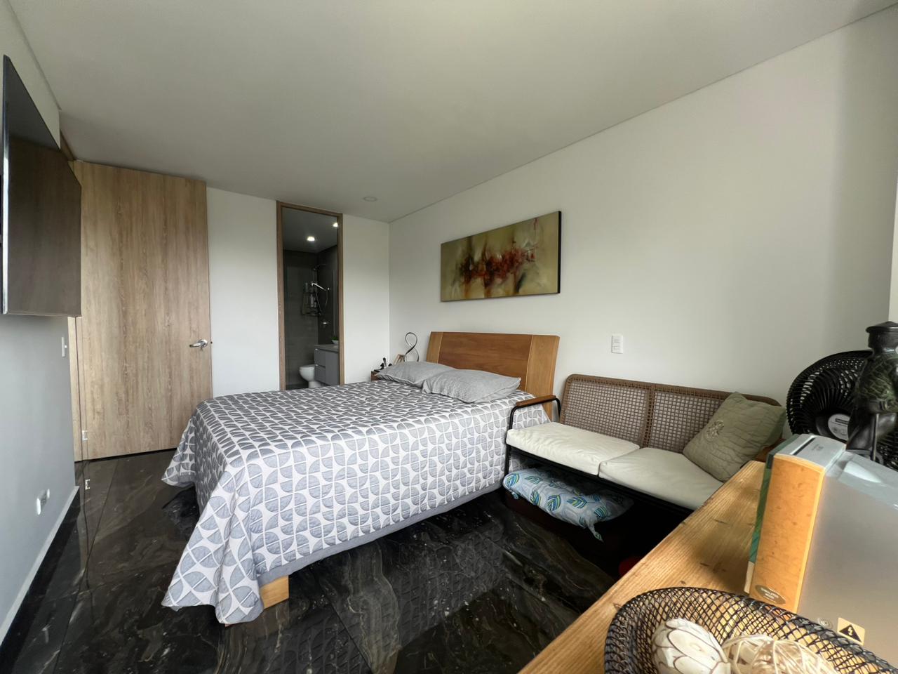 Apartamento en venta en El Poblado, Medellín · foto 11 de 16