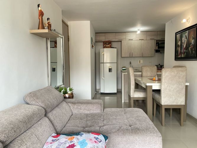 Apartamento de 3 alcobas en venta en La Barquereña, Sabaneta, 56 m² · foto 3 de 20
