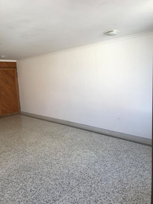 Apartamento de 3 alcobas en venta en Altos De Riomar, Barranquilla, 167 m² · foto 6 de 8