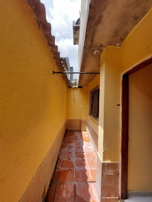 Casa de 5 alcobas en venta en Los Almendros, Soledad, 76 m² · foto 4 de 24