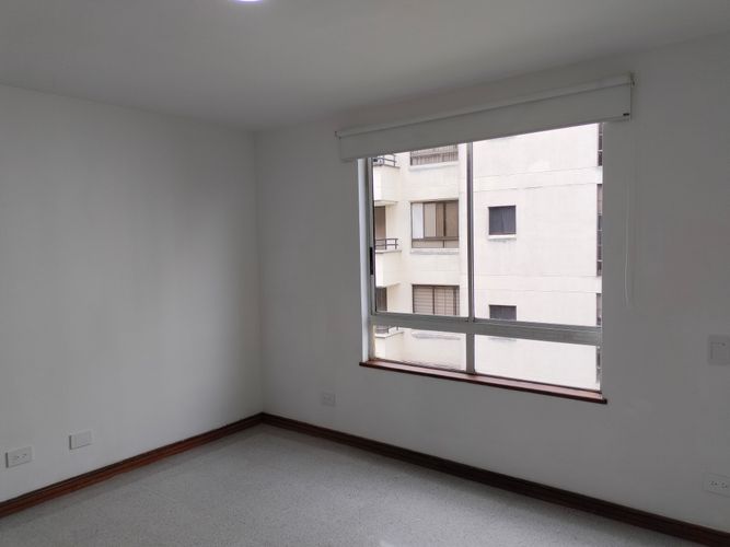 Apartamento de 2 alcobas en arriendo en El Poblado, Medellín, 83 m² · foto 7 de 15