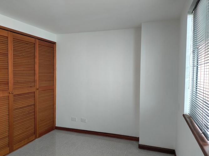 Apartamento de 2 alcobas en arriendo en El Poblado, Medellín, 83 m² · foto 11 de 15