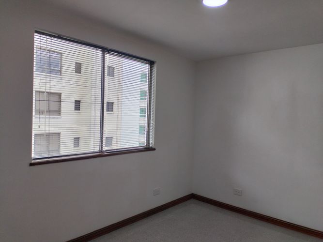 Apartamento de 2 alcobas en arriendo en El Poblado, Medellín, 83 m² · foto 12 de 15