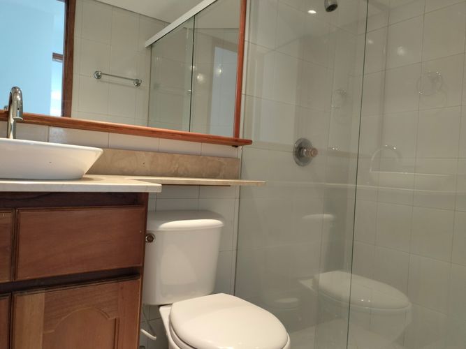 Apartamento de 2 alcobas en arriendo en El Poblado, Medellín, 83 m² · foto 13 de 15