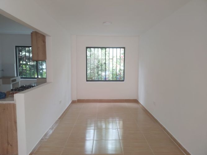 Oficina en arriendo en Portal Norte, Envigado, 134 m² · foto 2 de 12