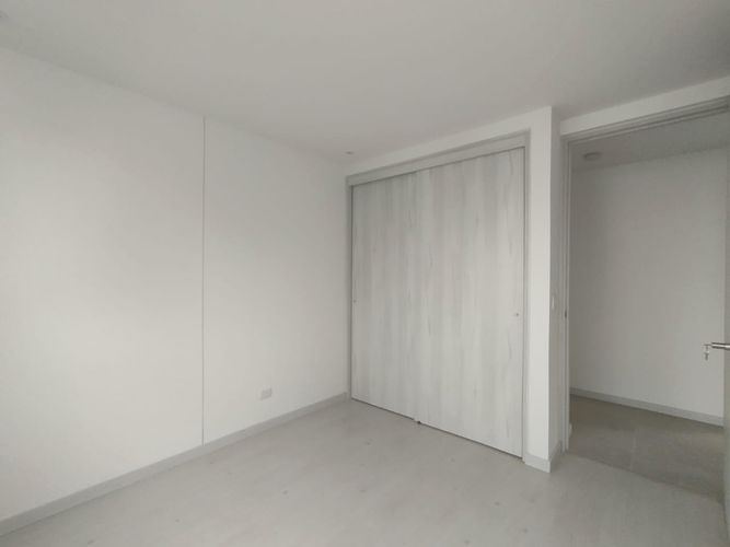 Apartamento de 3 alcobas en arriendo en El Poblado, Medellín, 86 m² · foto 7 de 15