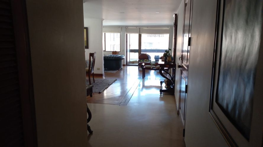 Apartamento en venta en Navarra, Bogotá · foto 3 de 21