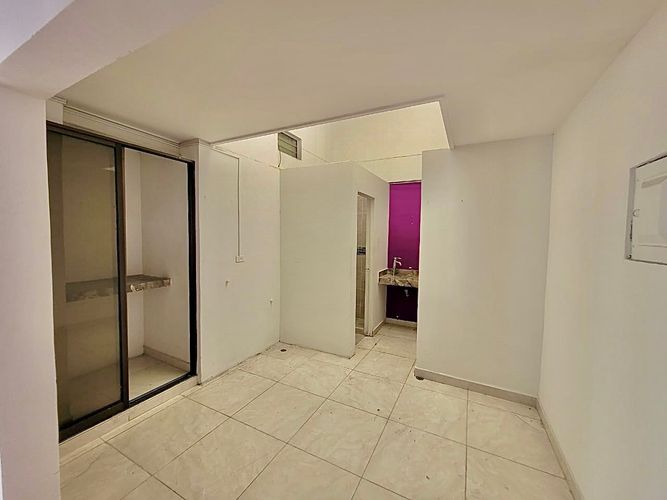 Edificio en venta en Alfonso Lopez, Palmira, 407 m² · foto 3 de 24