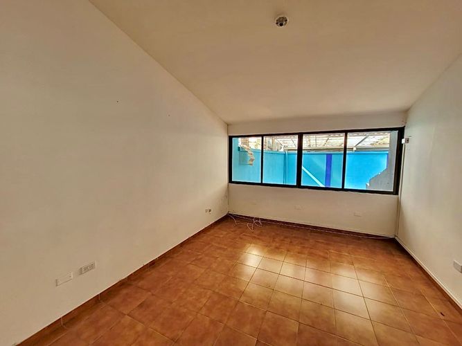Edificio en venta en Alfonso Lopez, Palmira, 407 m² · foto 5 de 24