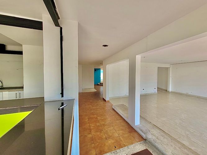 Edificio en venta en Alfonso Lopez, Palmira, 407 m² · foto 13 de 24